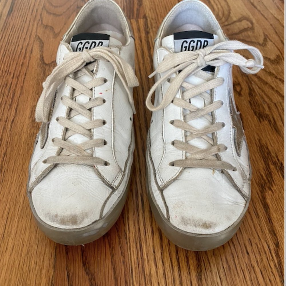 GOLDEN GOOSE SUPERSTAR SNEAKERS